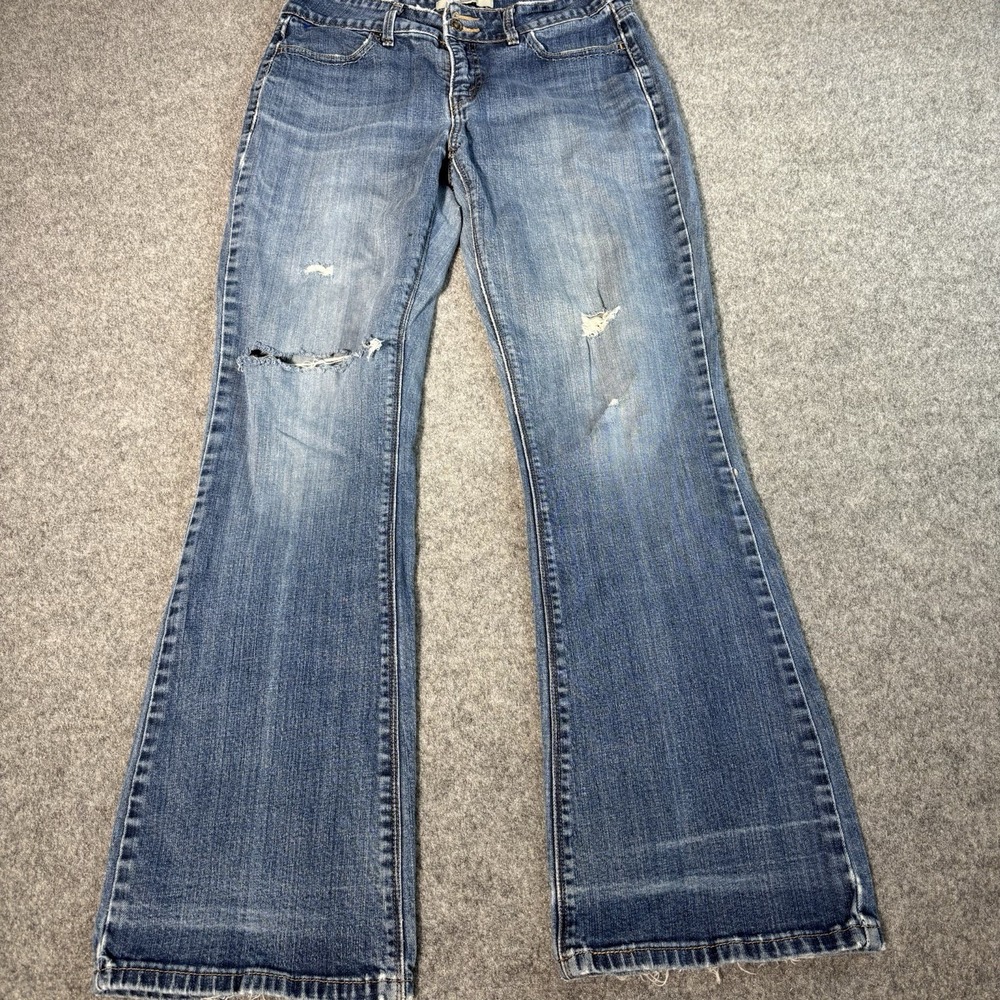Levi's 526‎ Slender Boot Cut Jeans Women's 8M Y2K Blue Distressed Denim 29x31